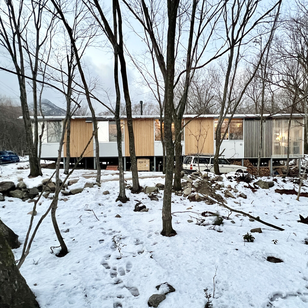 house M / factory T image