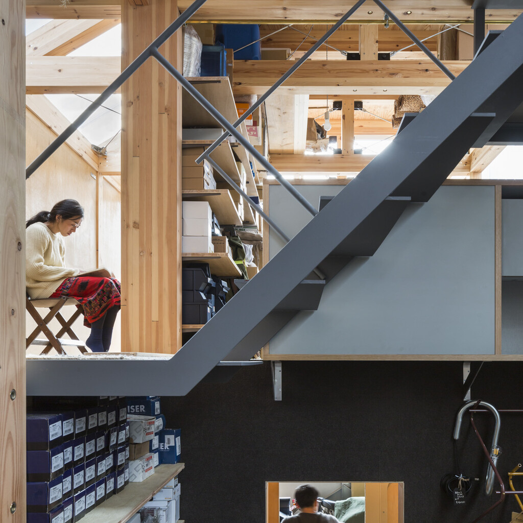 house A / shop B・Bolts Hardware Store image